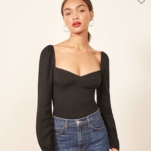Reformation Reign Top, Black size 12 tags still on